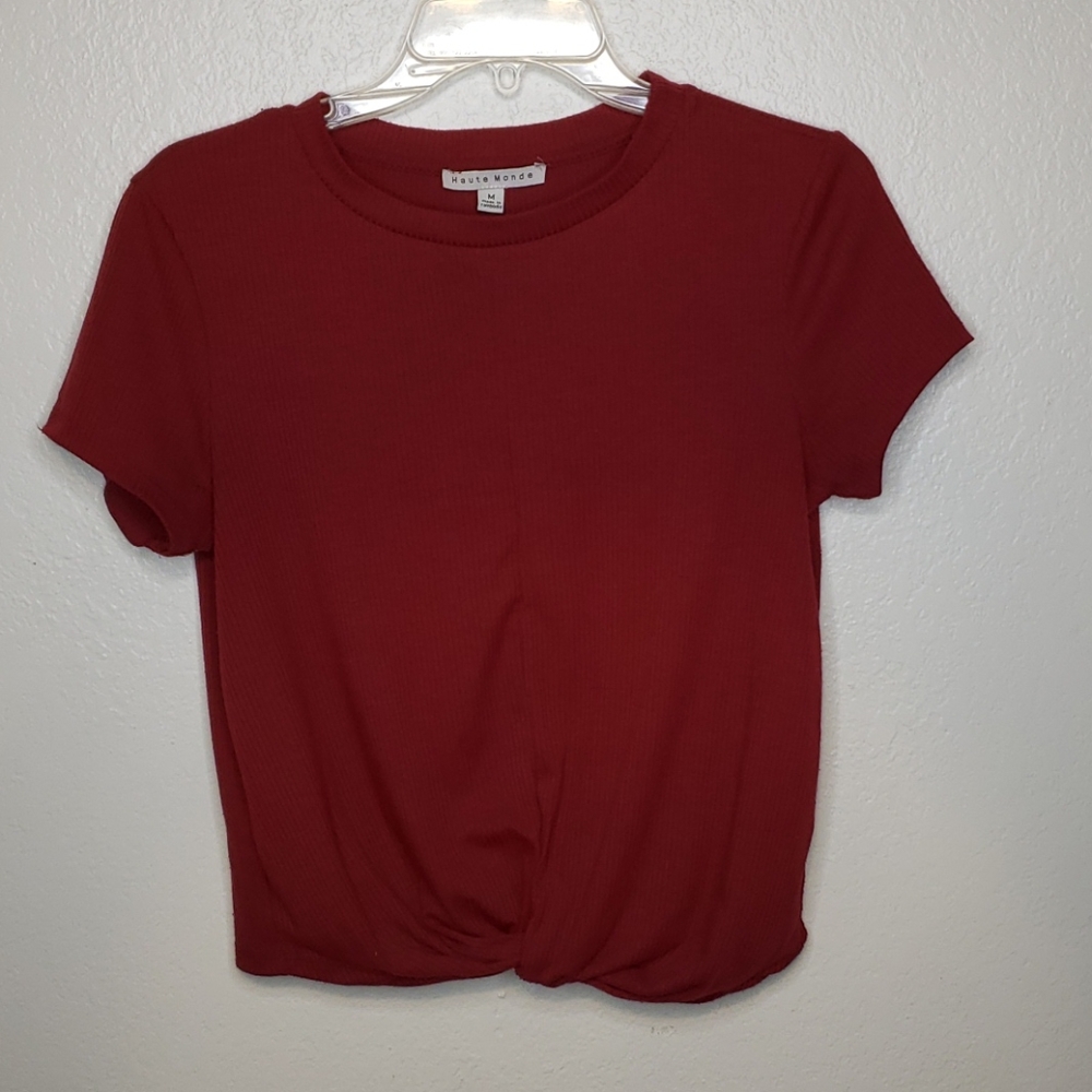 Maroon t shirt